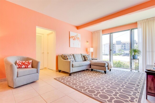 Building Photo - 7050 Sunset Way