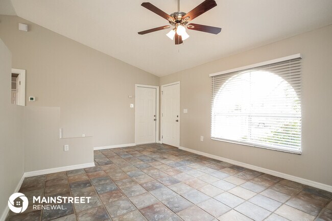 Building Photo - 1125 Perpignan Ct