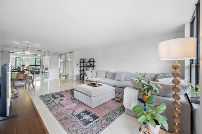 Building Photo - 10185 Collins Ave
