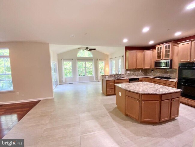 Foto del edificio - 2805 Southbridge Ct