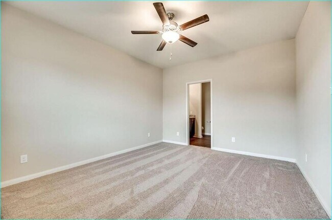 Building Photo - 1409 Park Trails Blvd