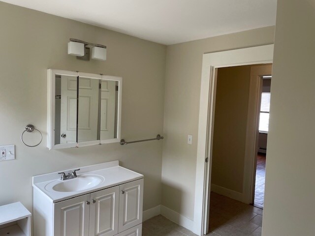 Fotografía del edificio - 10 Dickinson Ave