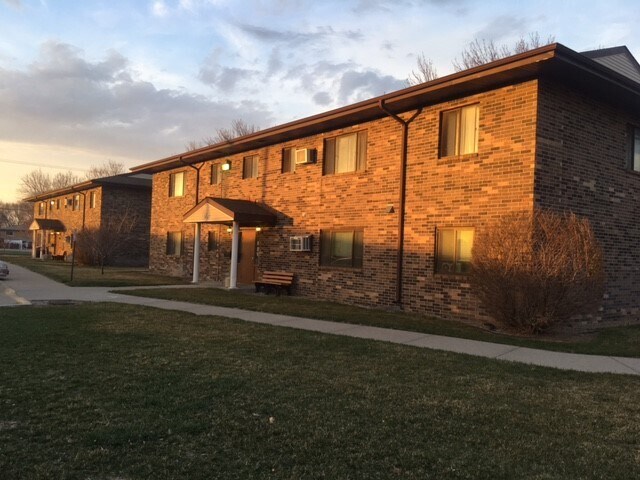 Primary Photo - Greenland Village Apartments