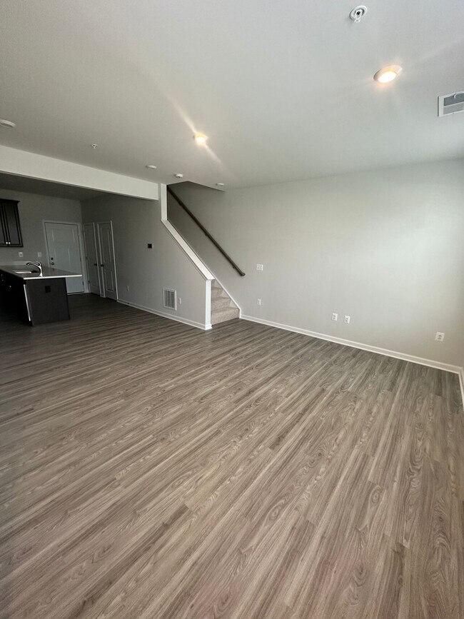 Building Photo - 9019 Telegraph Road Unit A Glen Allen, VA,...