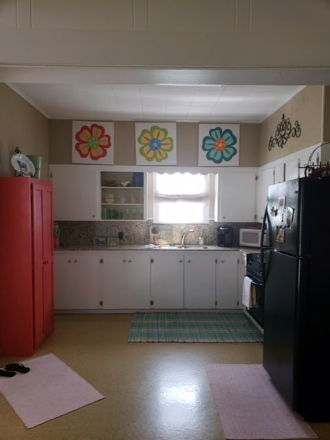 Kitchen - 105 Rayland St