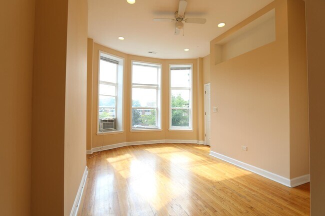Foto del edificio - 817 S Laflin St
