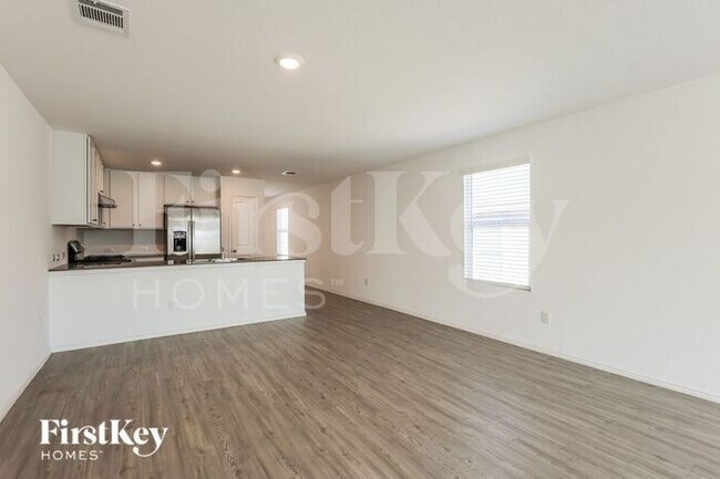 Building Photo - 5174 Fowler Crst