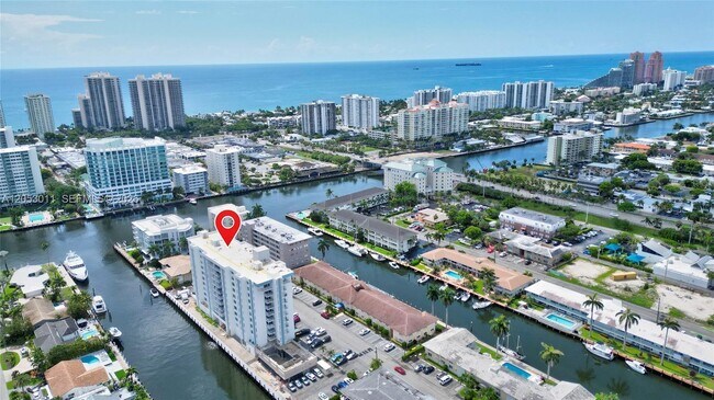 Foto del edificio - 2881 NE 33rd Ct