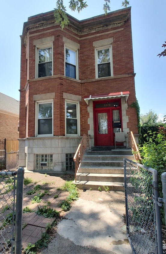 Primary Photo - 3420 S Paulina St