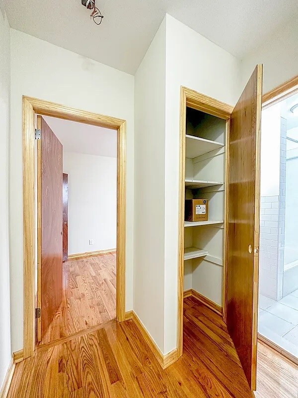 Foto del edificio - One bedroom for Rent in East Village