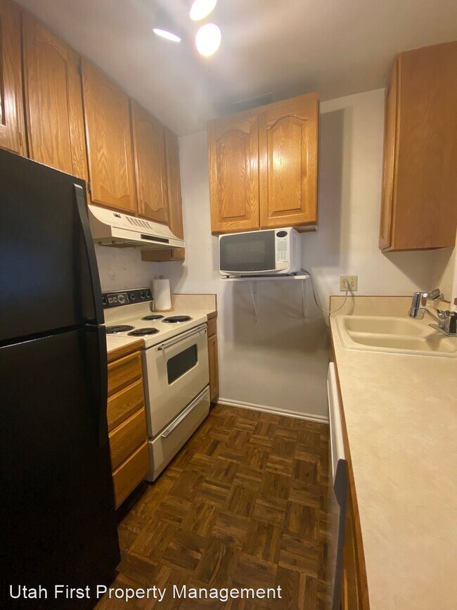 Foto del edificio - 1 br, 2 bath House - 480 S 200 W #17