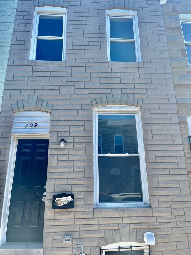 Building Photo - Welcome Home!