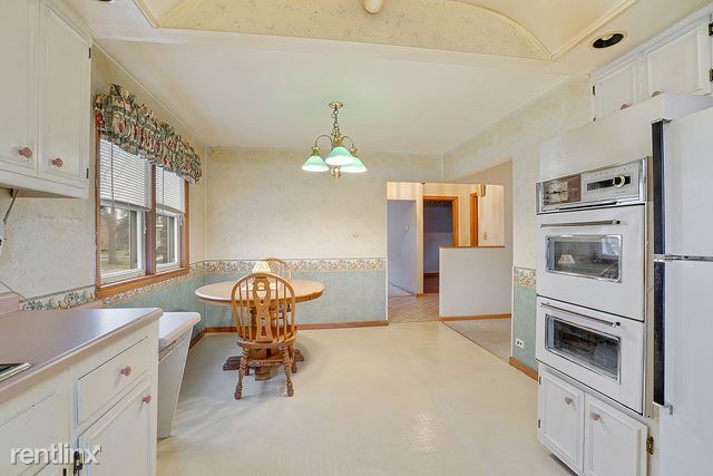 Building Photo - 4 br, 2 bath House - 4240 West 108th Place