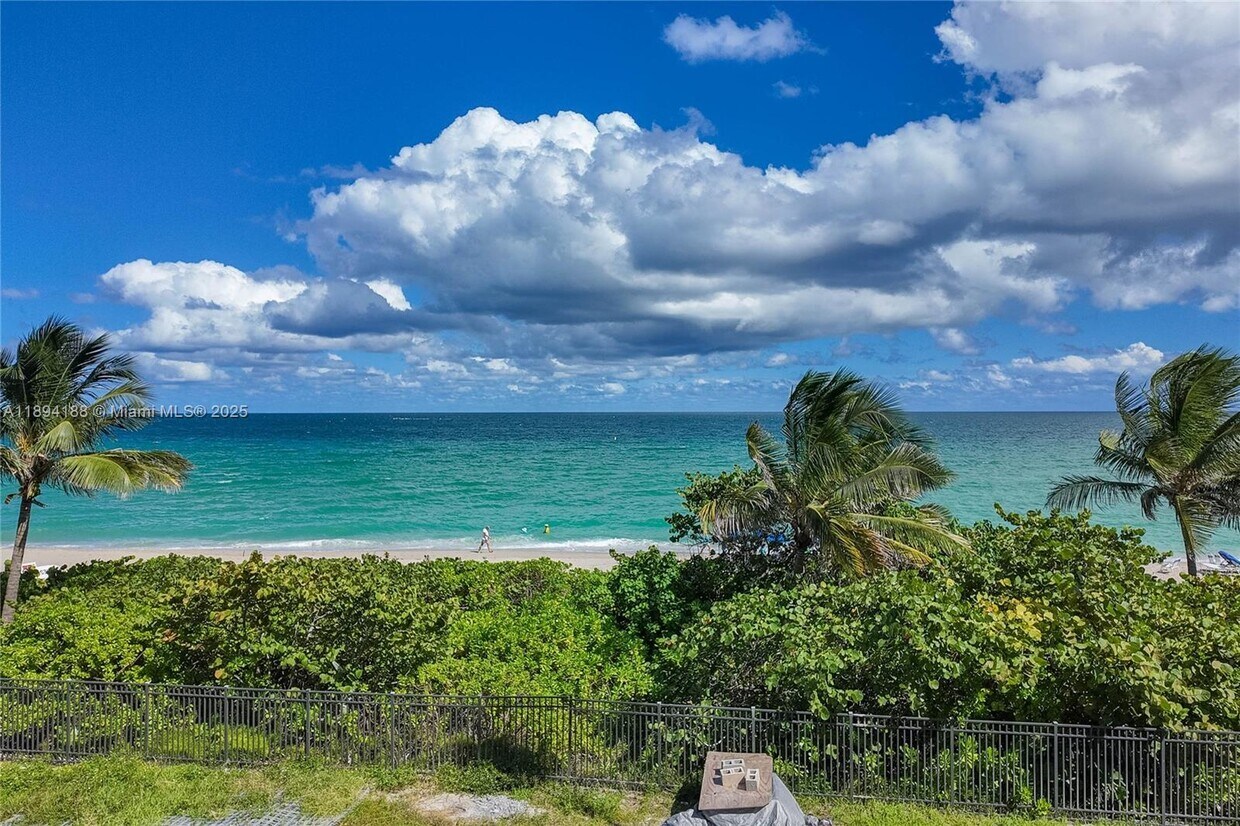 Foto principal - 1950 S Ocean Dr