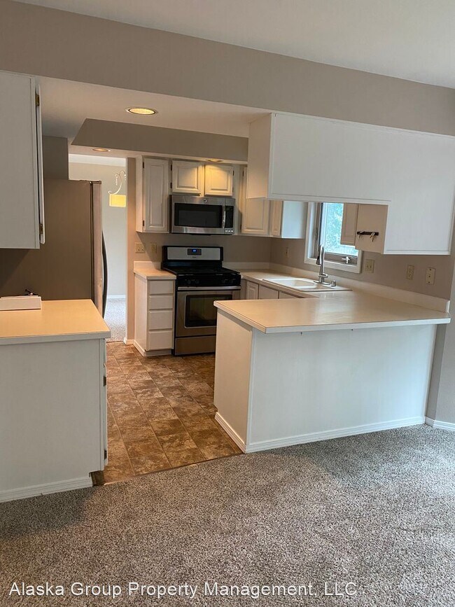 Foto del edificio - 3 br, 3 bath House - 6832 Serenity Dr