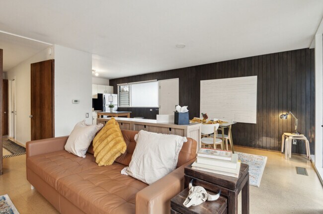 Foto del edificio - 721 N 38th St