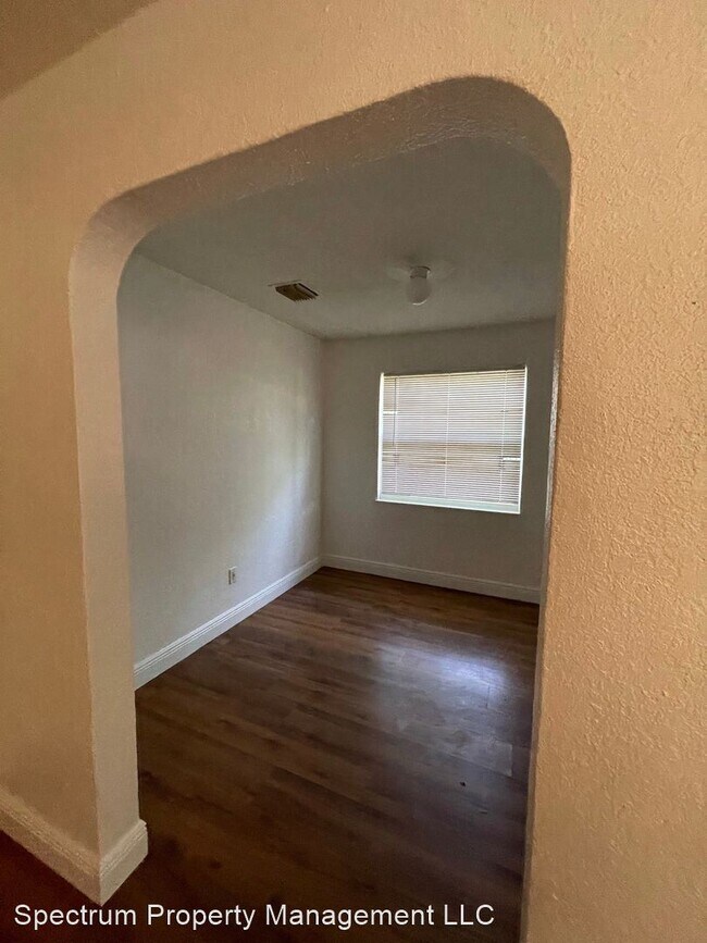 Building Photo - 2 br, 1 bath House - 1704 Lee Street