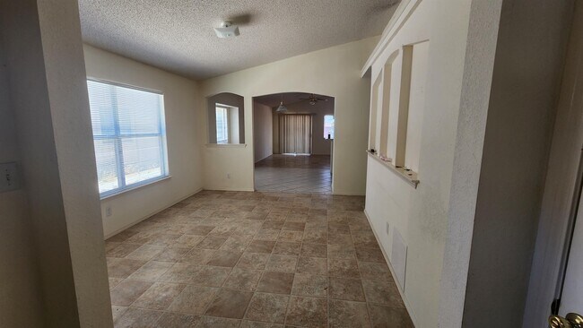 Building Photo - 12512 Sombra Grande Dr