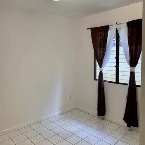 Foto del edificio - 1531 Gulick Ave