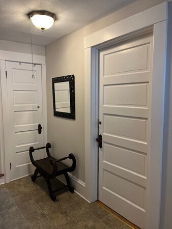 Building Photo - 21 Phillips Rd