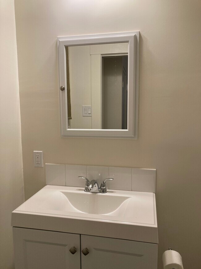New Bathroom - 1120 Chula Vista Ave