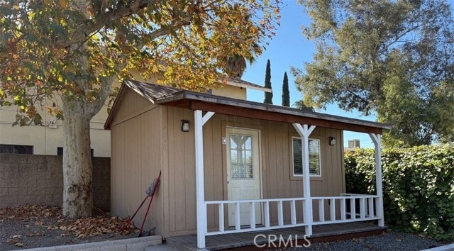 Building Photo - 852 N Lugo Ave