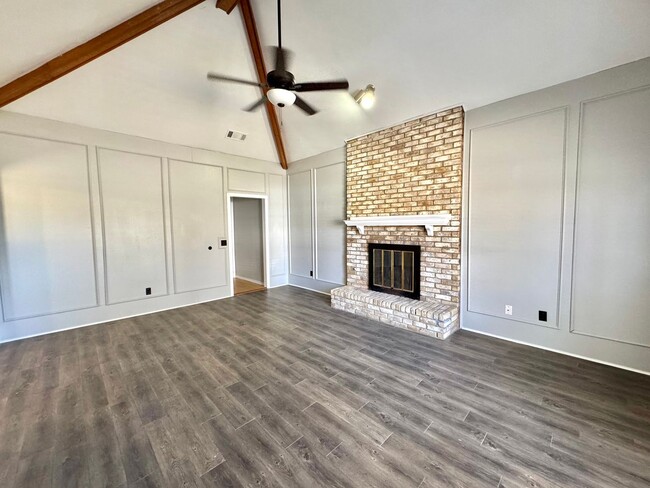Foto del edificio - 4200 San Saba Ct