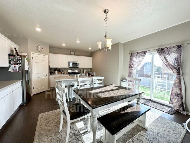 Foto del edificio - 7325 Fraser Cir