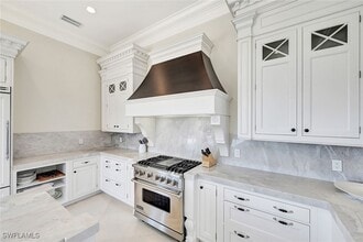 Building Photo - 2052 Isla Vista Ln