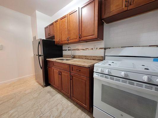 Primary Photo - 1 bedroom in BRONX NY 10468