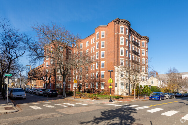 Building Photo - The Kensington