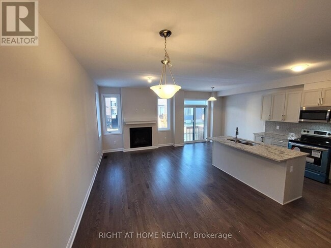 Building Photo - 1062 Ballyhale Hts