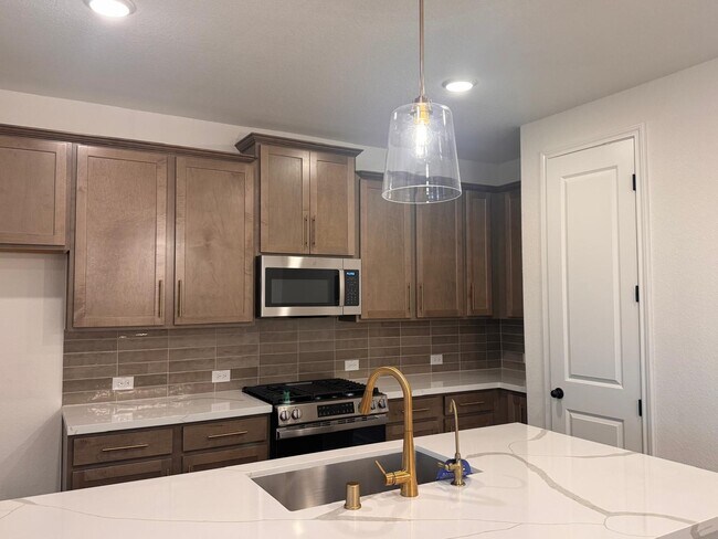 Foto del edificio - 24231 Dewey Trl