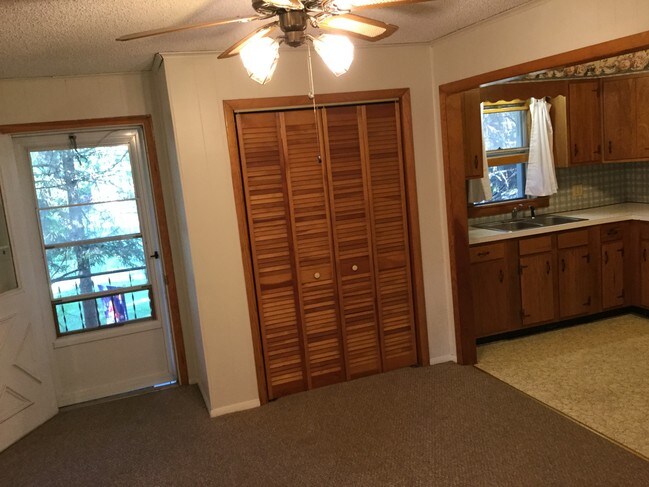 4 large closets - 4316 NY-50