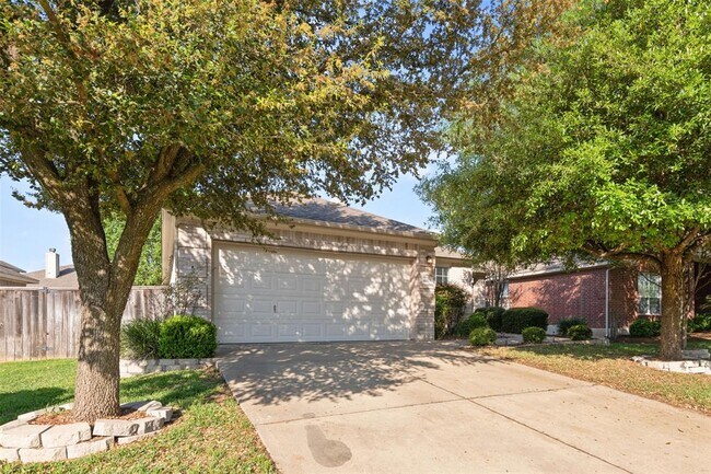 Building Photo - 4423 Meadowside Ln