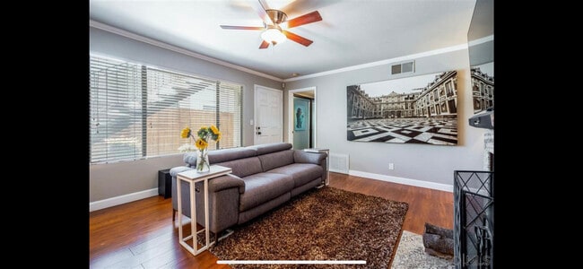 Building Photo - 4541 Utah St