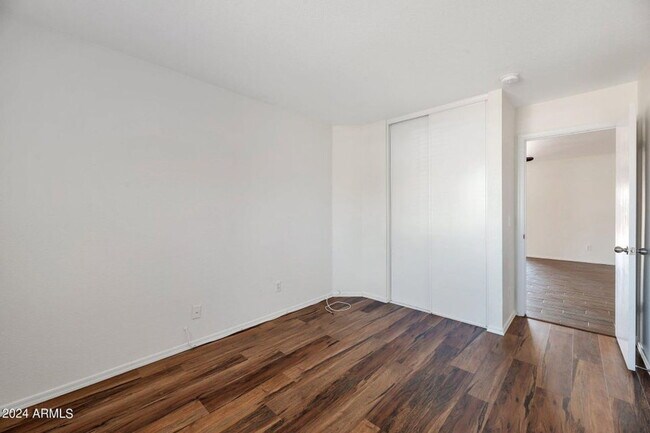 Foto del edificio - 13825 W Ironwood St