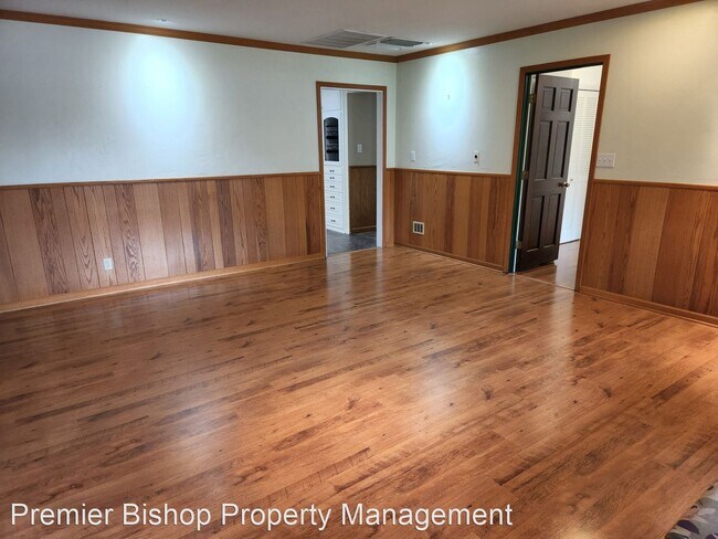 Building Photo - 3 br, 2 bath House - 2977 Indian Creek