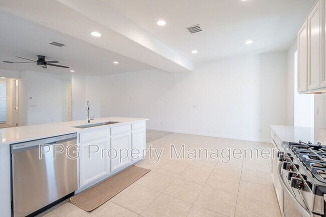 Building Photo - 3740 S 65th Ave