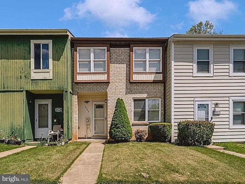 Building Photo - 8389 Revelation Ave