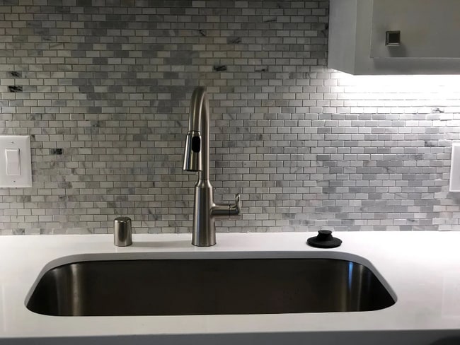 Foto del edificio - 5717 Smoke Ranch Rd