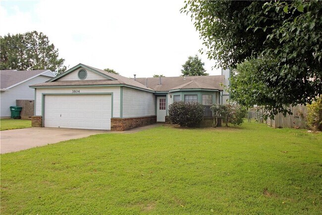 Foto del edificio - 3804 W Locust St