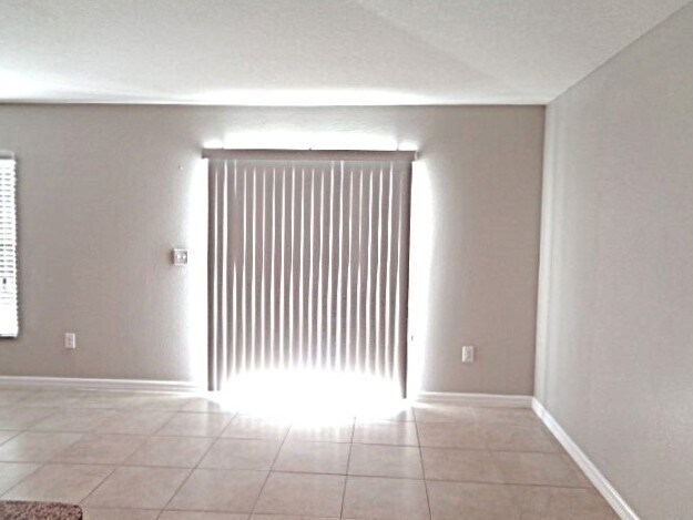 Building Photo - 10604 Fuzzy Cattail St