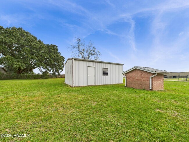 Building Photo - 4525 Verot School Rd