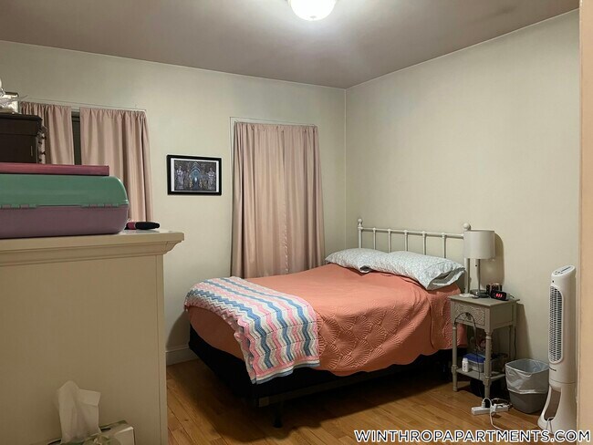 Foto del edificio - 90 Winthrop Shore Dr