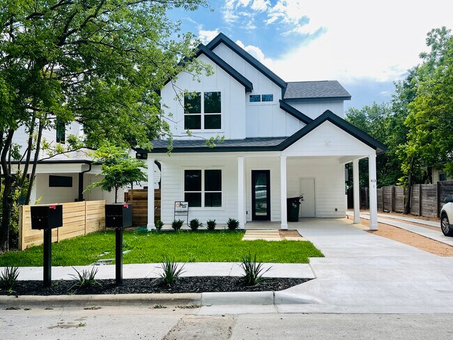 Front home - 413 W Odell St