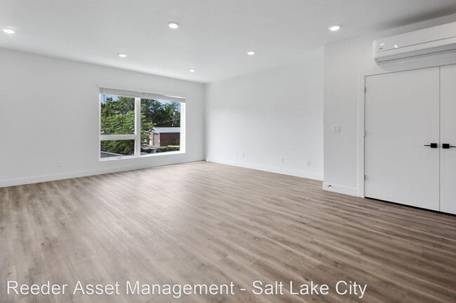 Building Photo - 3 br, 3.5 bath House - 736 South 300 East #B