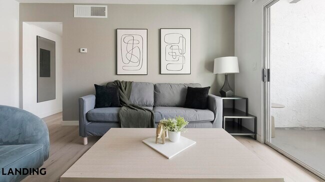 Foto del edificio - 1455 E Katie Ave