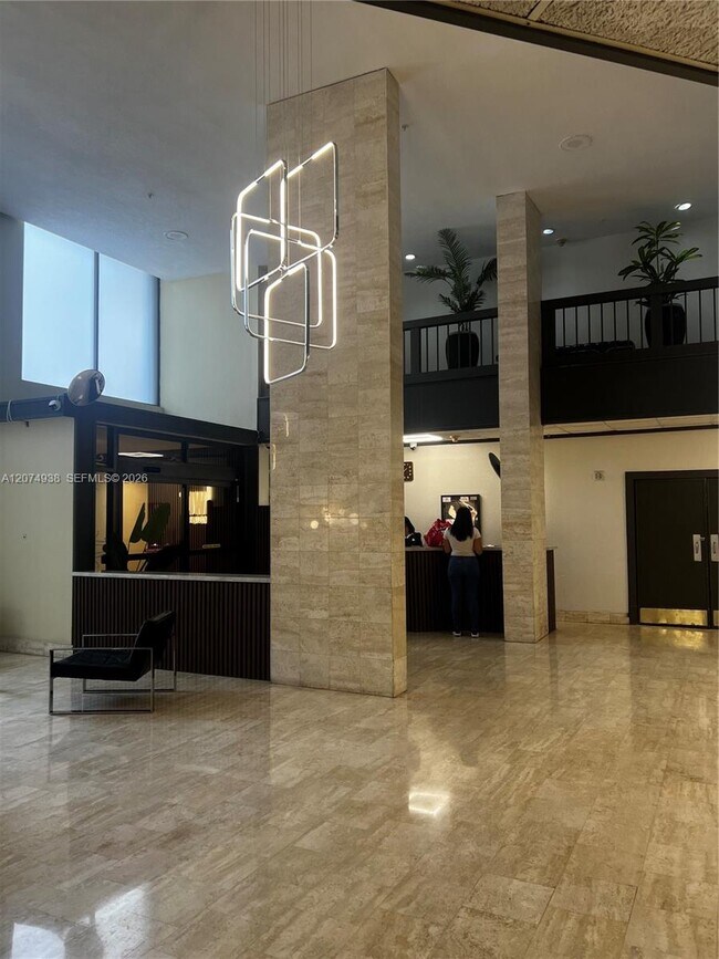 Foto del edificio - 2750 NE 183rd St