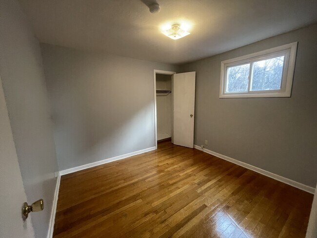 Foto del edificio - Genesee Park Dr 123/125
